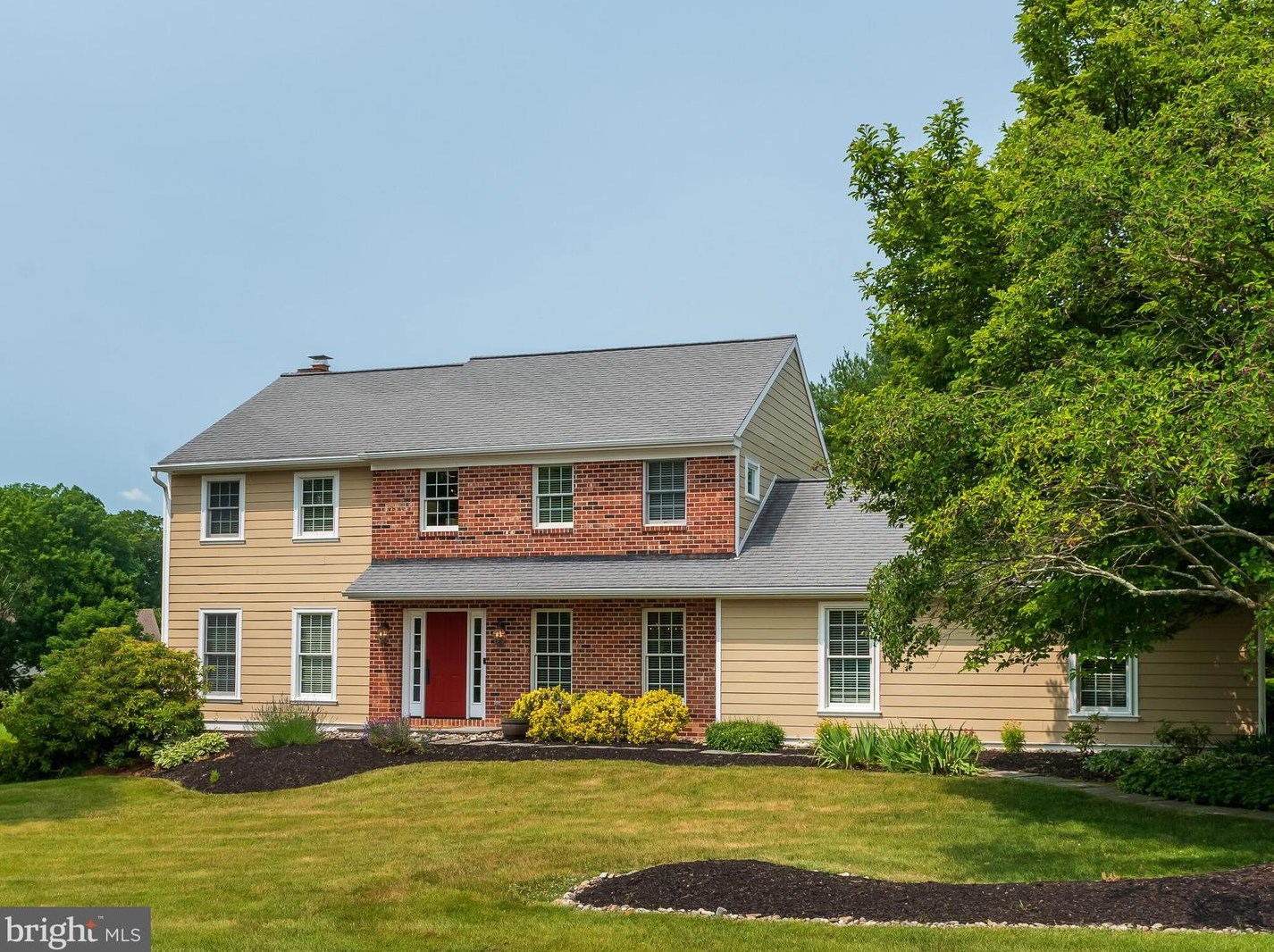 913 Dolphin Dr, Frazer, PA 19355