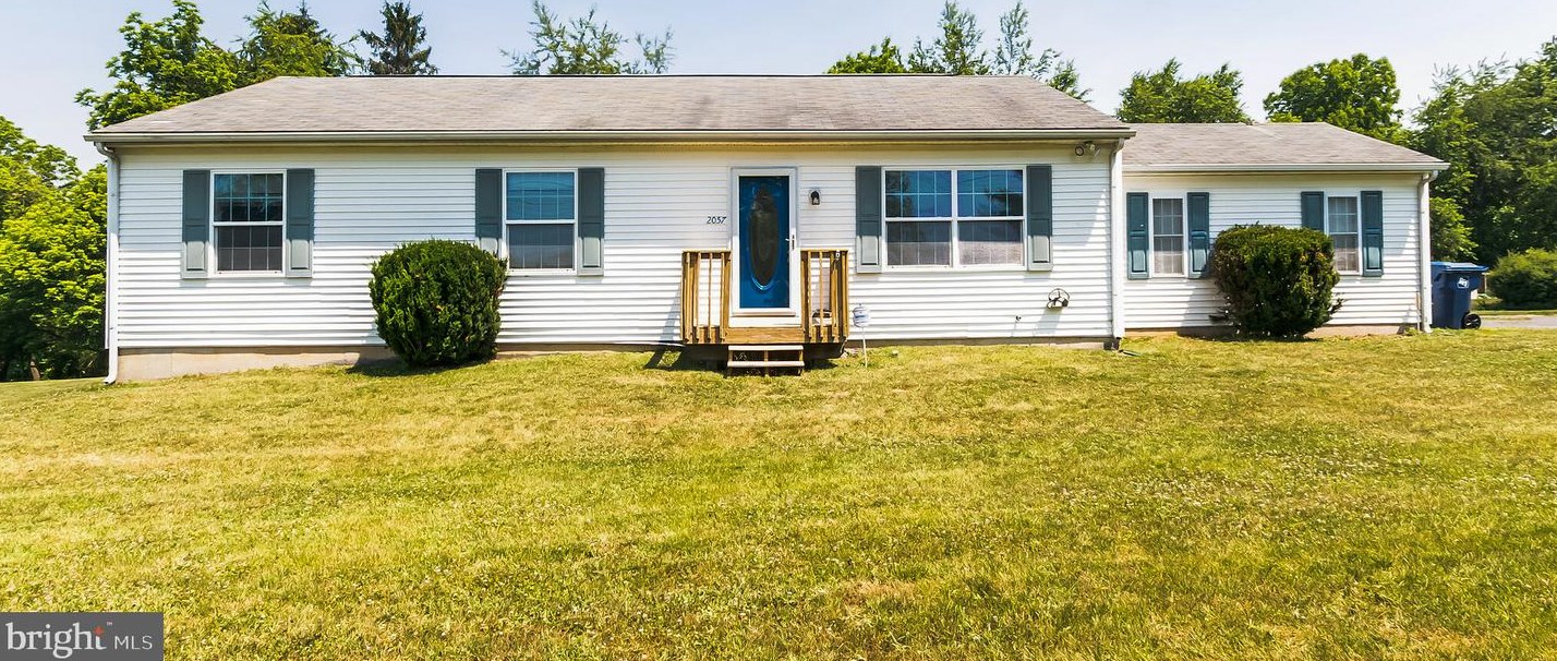 2057 Garden Station Rd, Avondale, PA 19311-1313