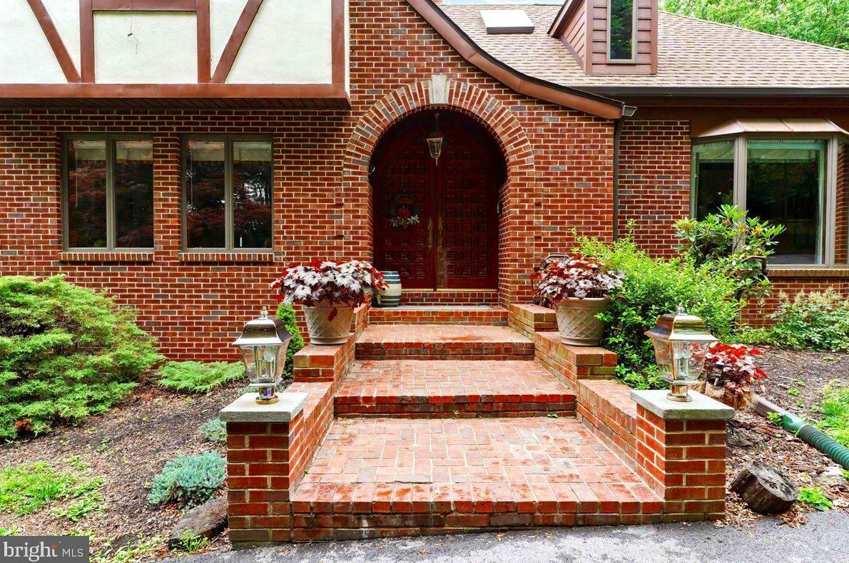 1923 Marlboro Rd, Kennett Sq, PA 19348