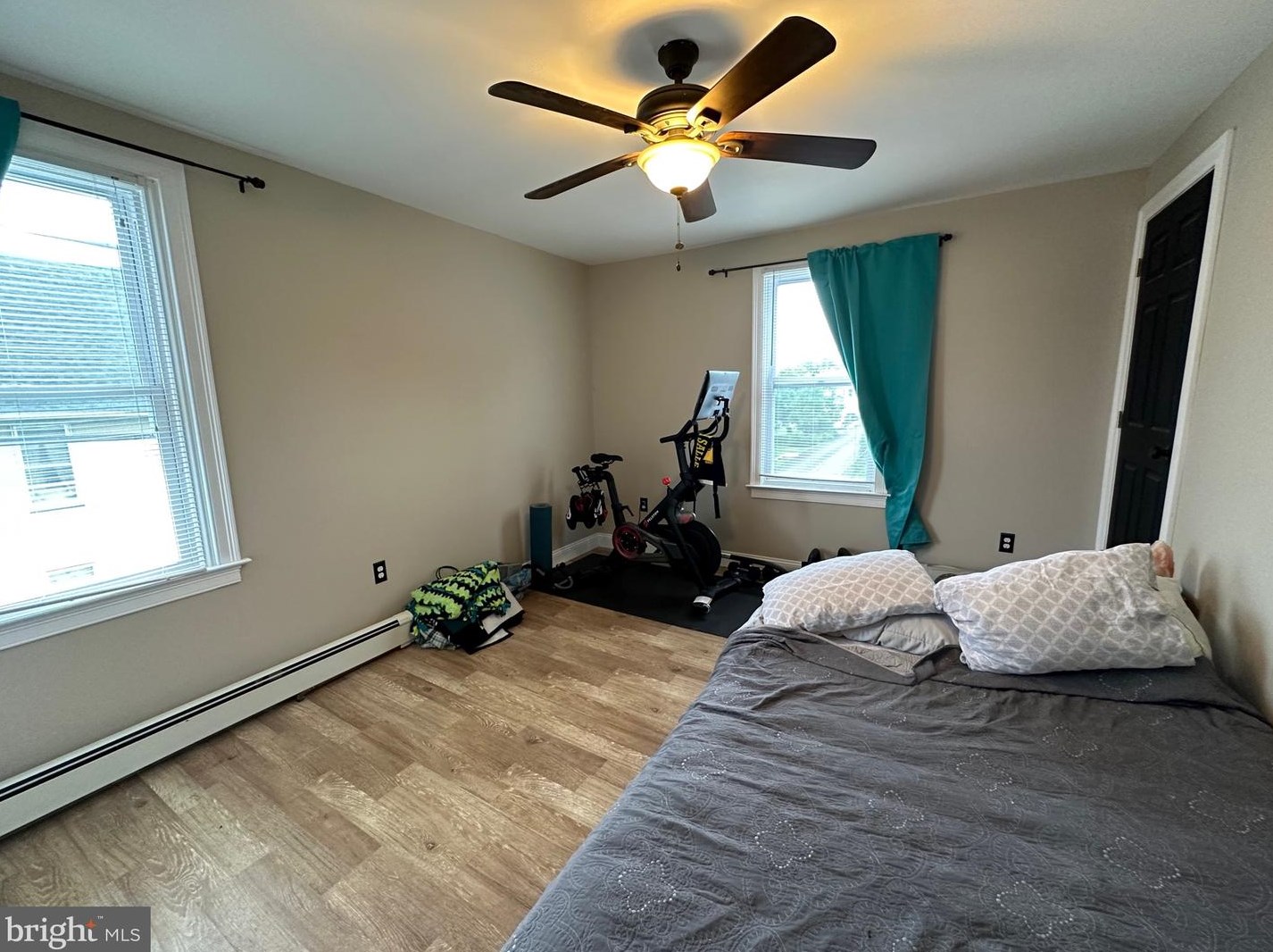 64 Pennsylvania Ave, Coatesville PA  19320-3678 exterior