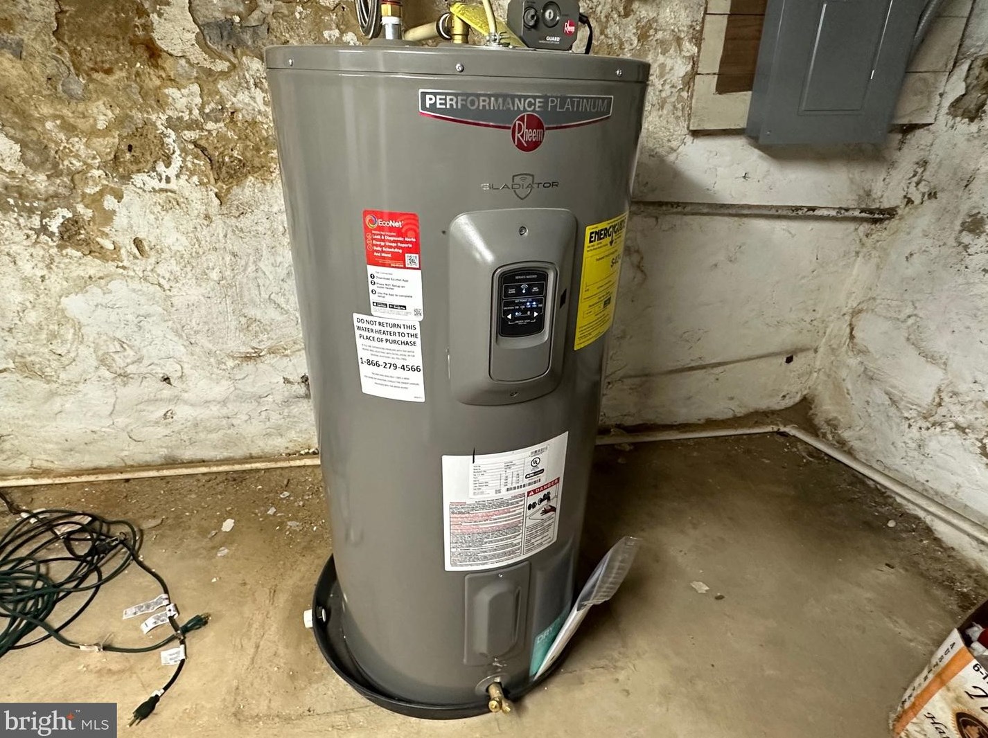 64 Pennsylvania Ave, Coatesville PA  19320-3678 exterior