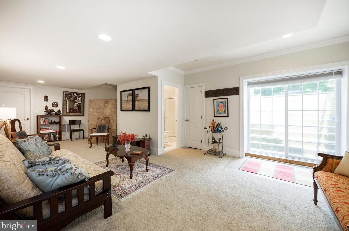 201 Caleb Dr, West Chester PA  19382-6177 exterior