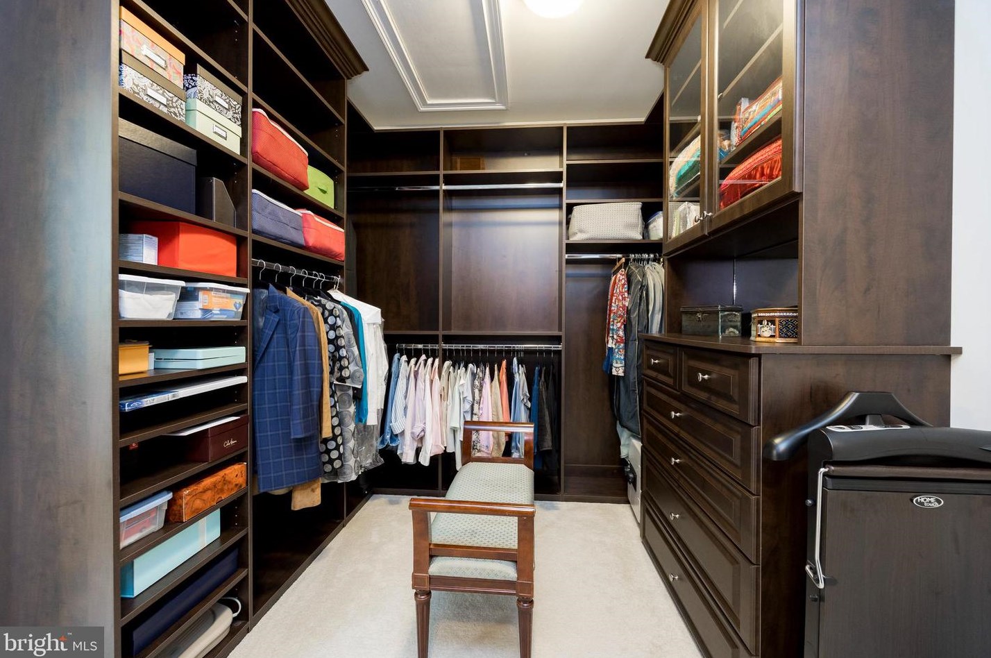 201 Caleb Dr, West Chester PA  19382-6177 exterior