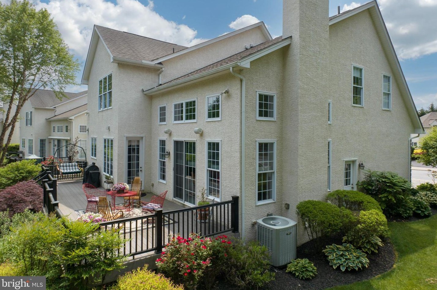 201 Caleb Dr, West Chester PA  19382-6177 exterior