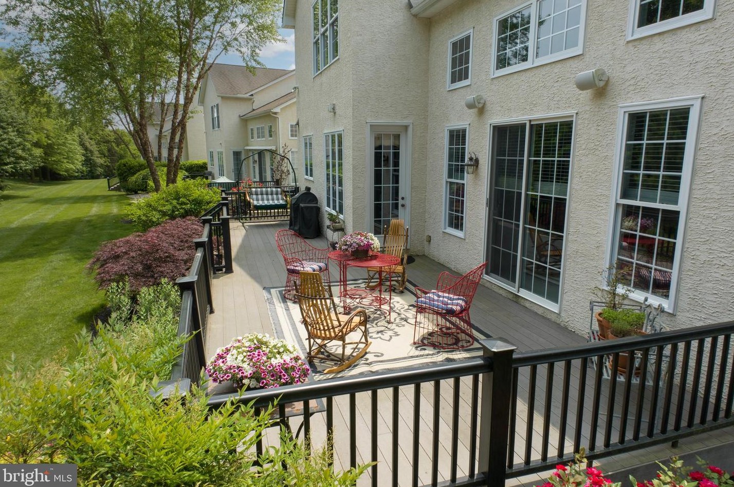 201 Caleb Dr, West Chester PA  19382-6177 exterior