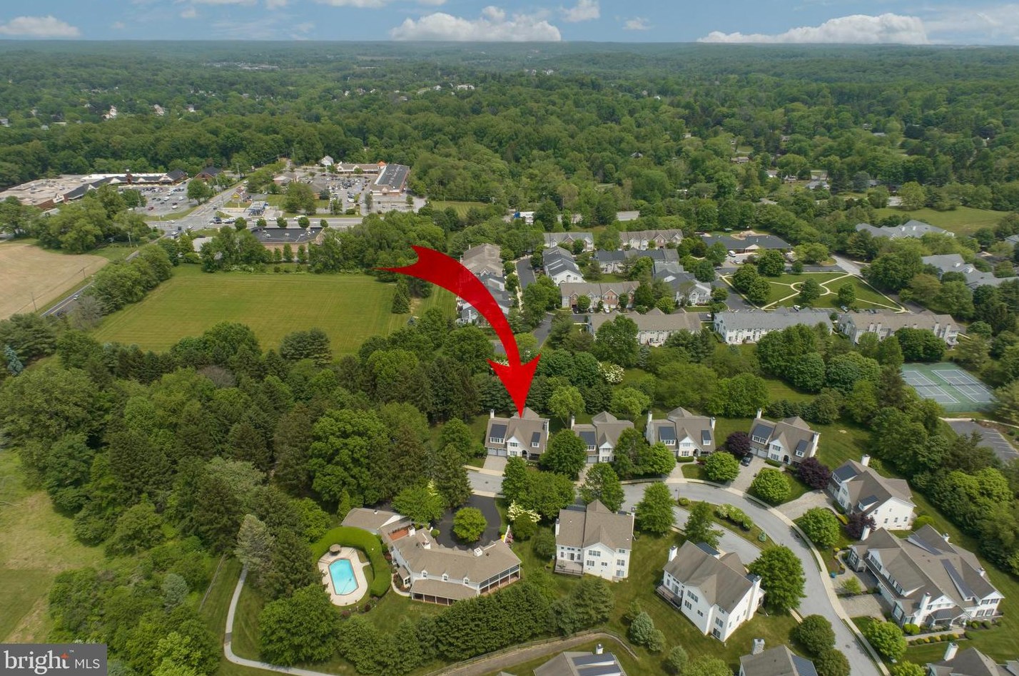 201 Caleb Dr, West Chester PA  19382-6177 exterior