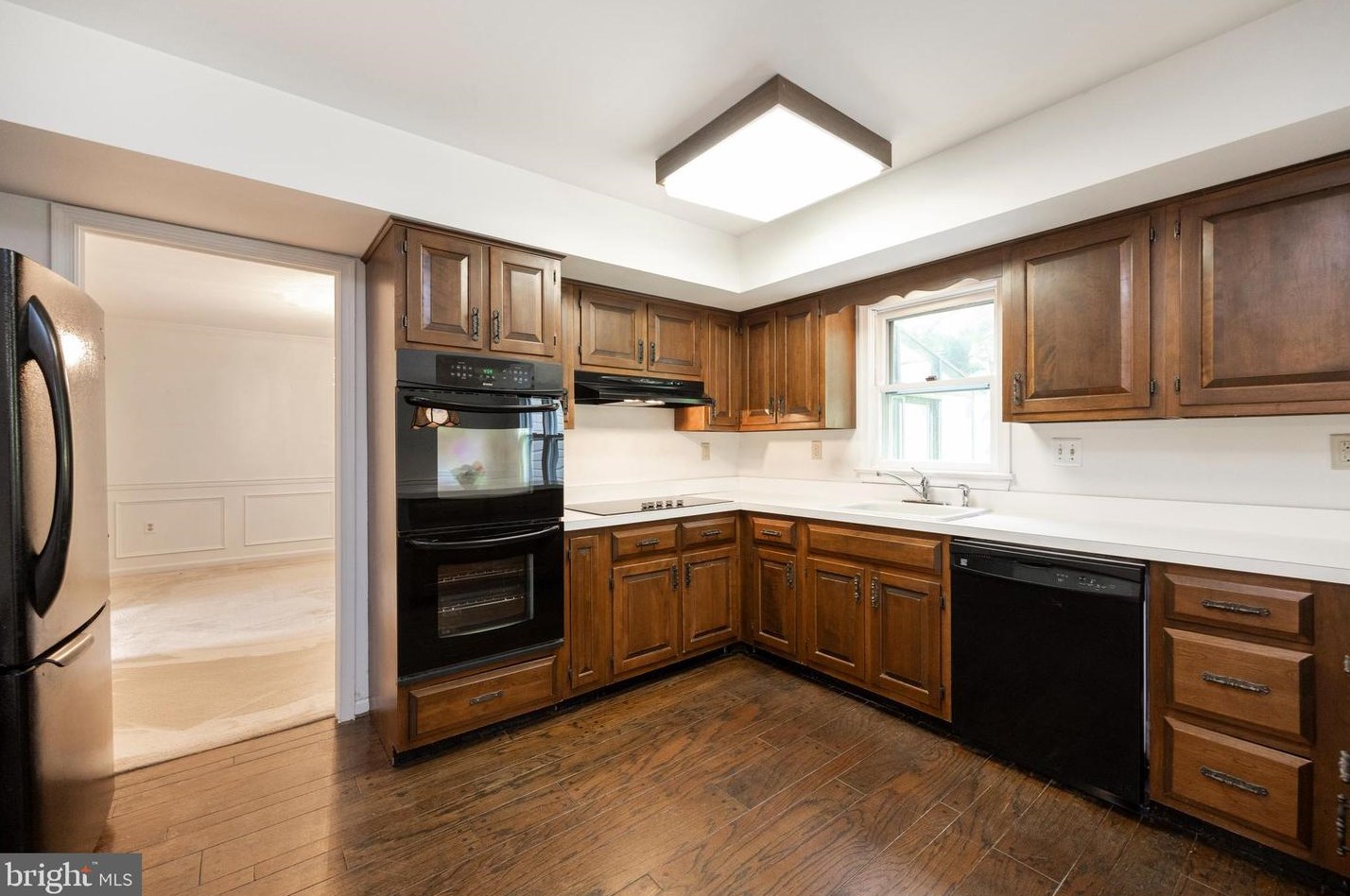 23 Theresa Dr, Frazer, PA 19355-9668