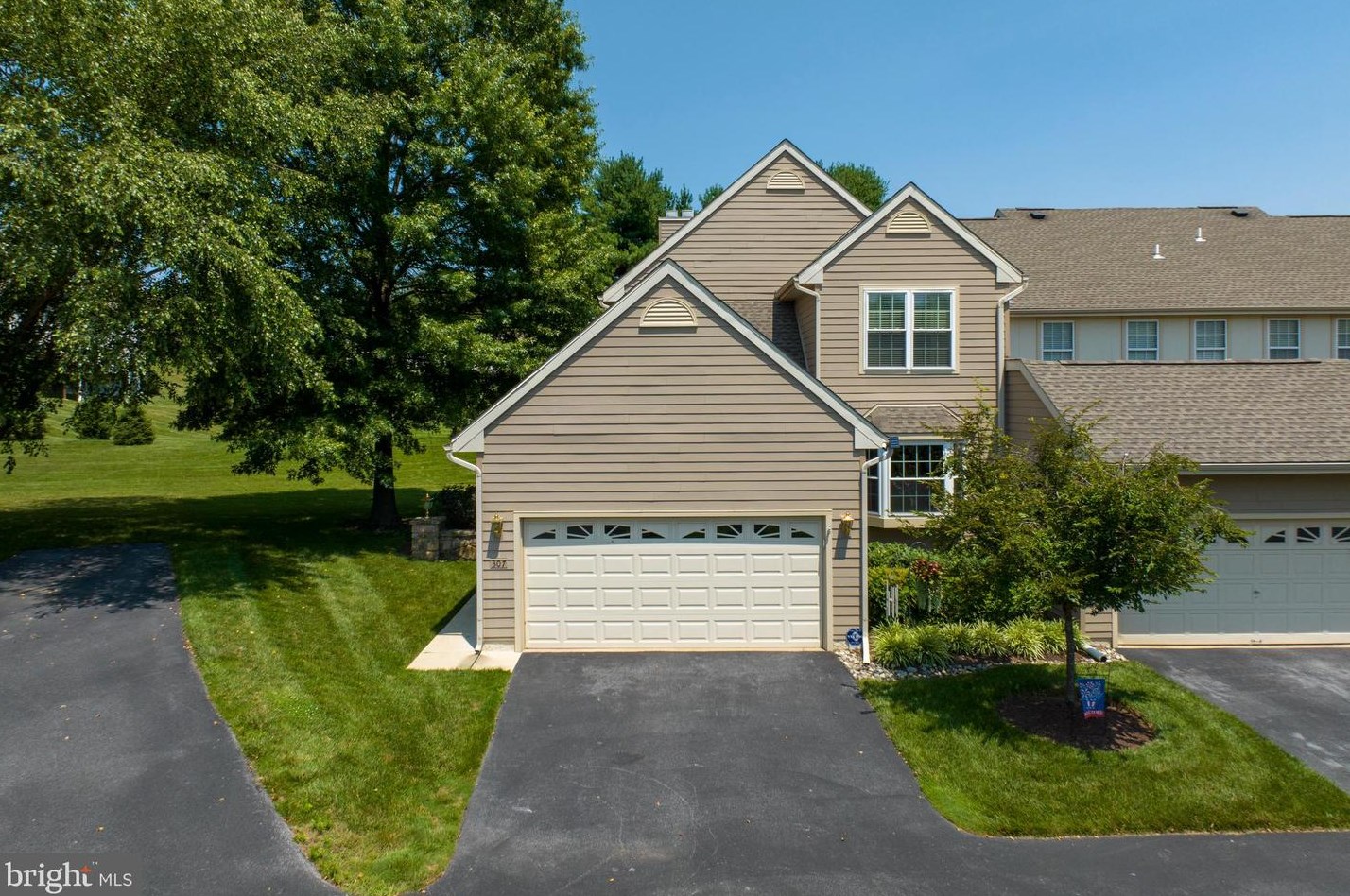 307 Lea Dr, West Chester, PA 19382-8245