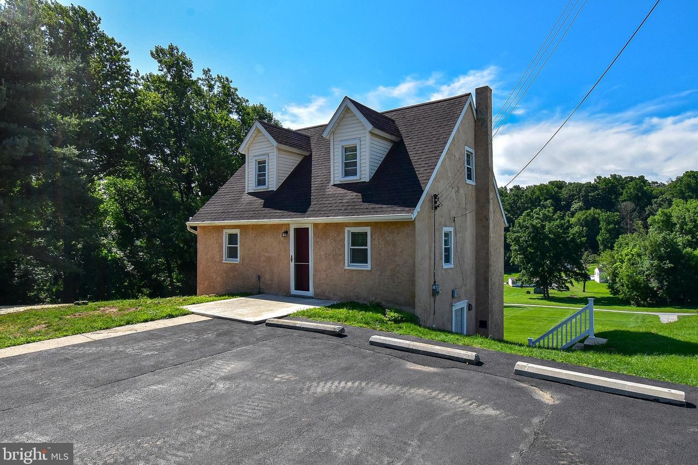 72 Mary St, Romansville, PA 19320