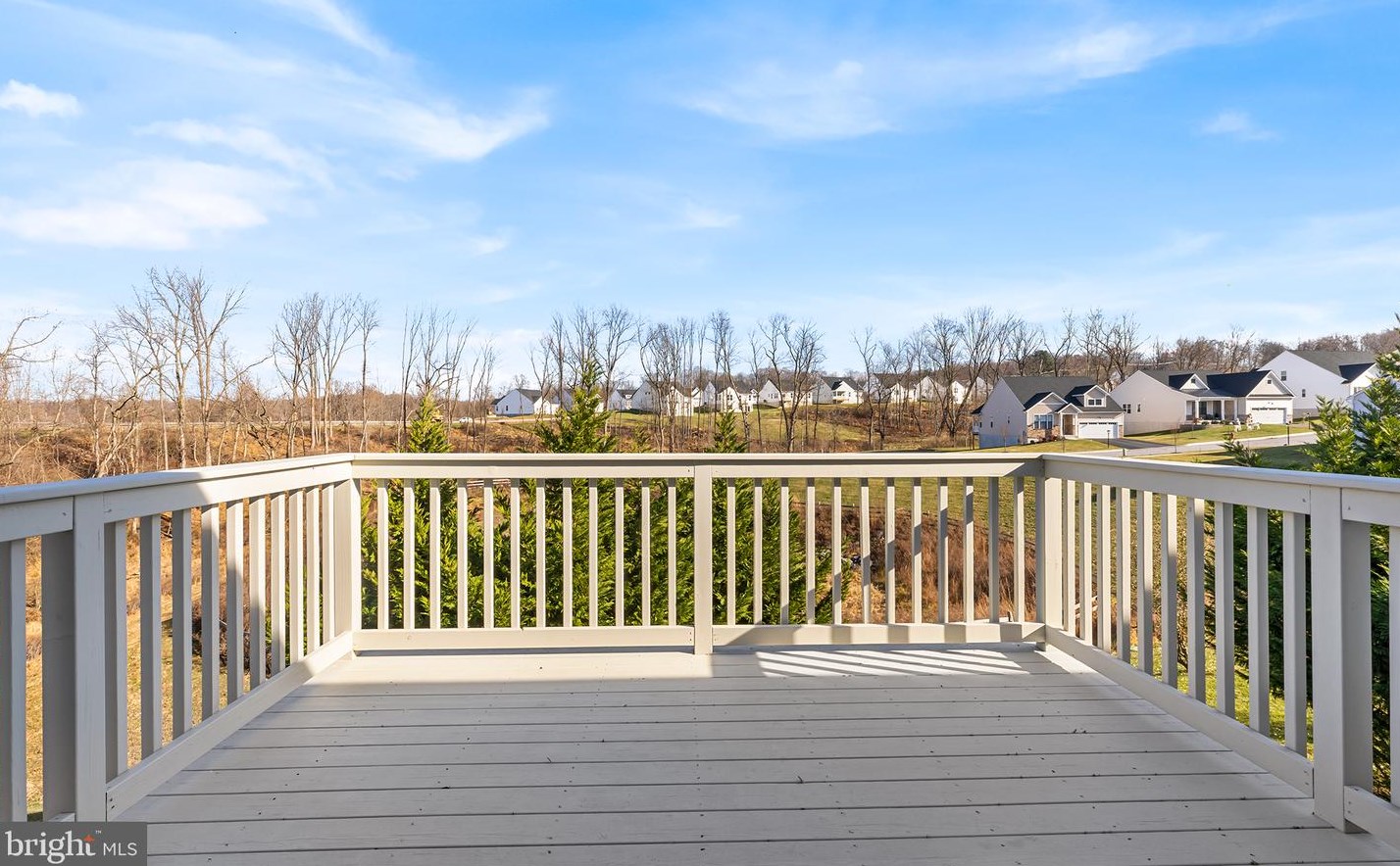 429 Lockport Ln, Coatesville PA  19320-6544 exterior