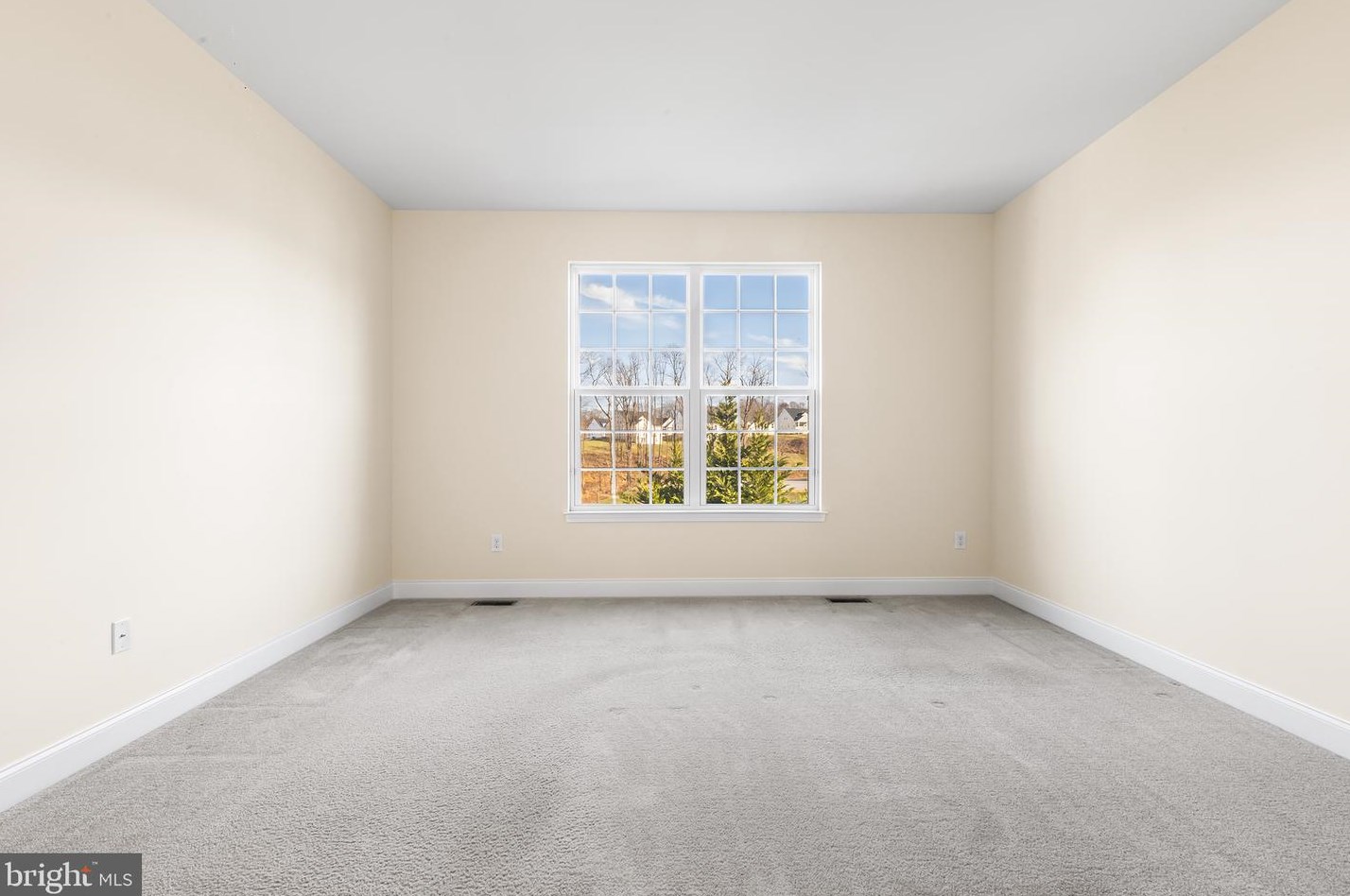 429 Lockport Ln, Coatesville PA  19320-6544 exterior