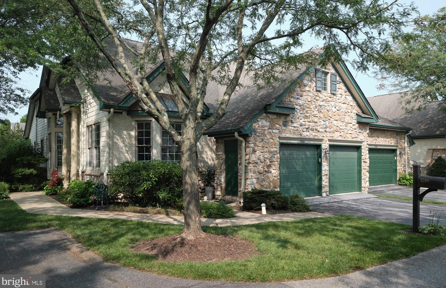 1746 Yardley Dr, West Chester, PA 19380-5794