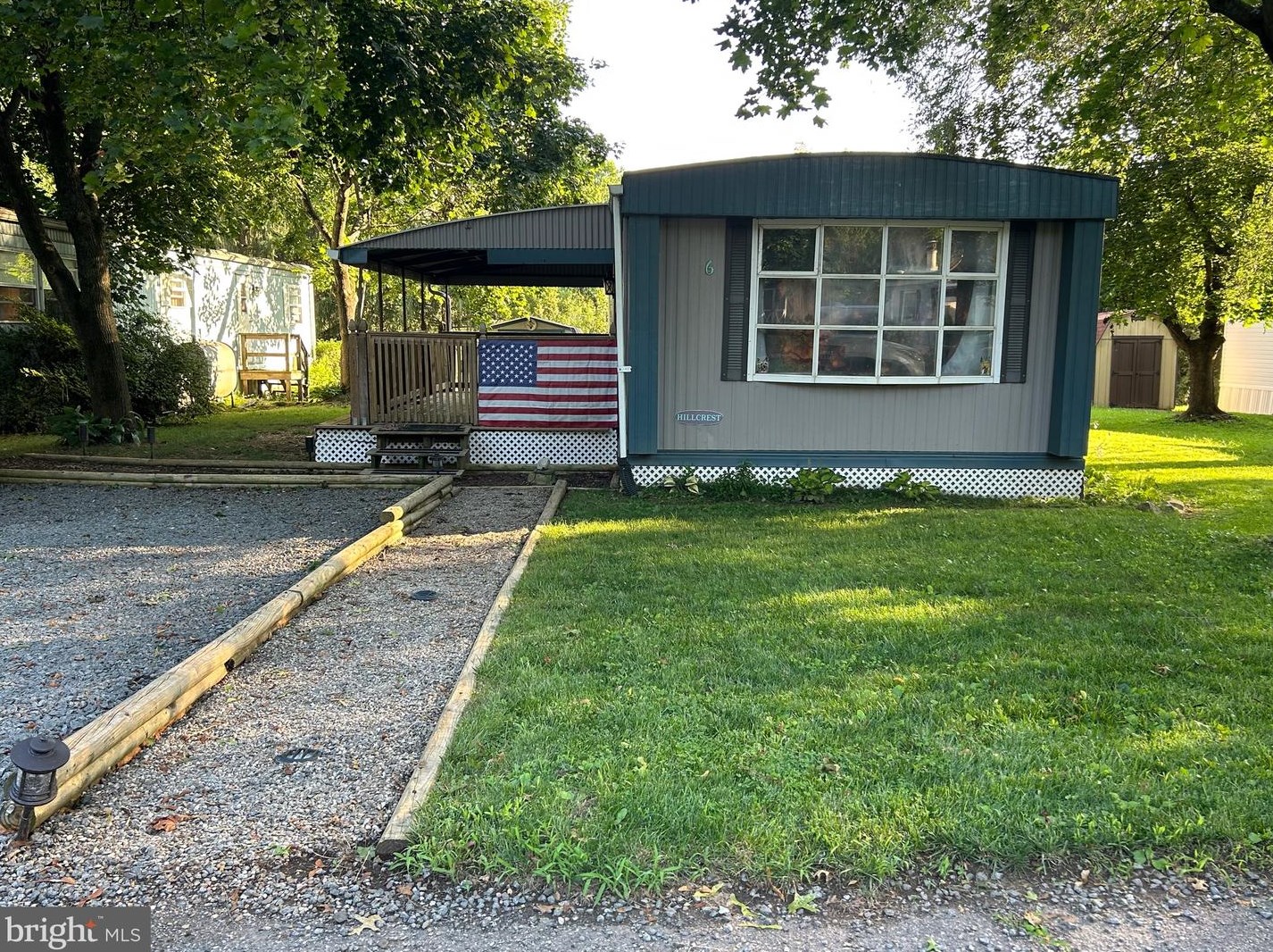 6 Oak Dr, Spring City, PA 19475-9621