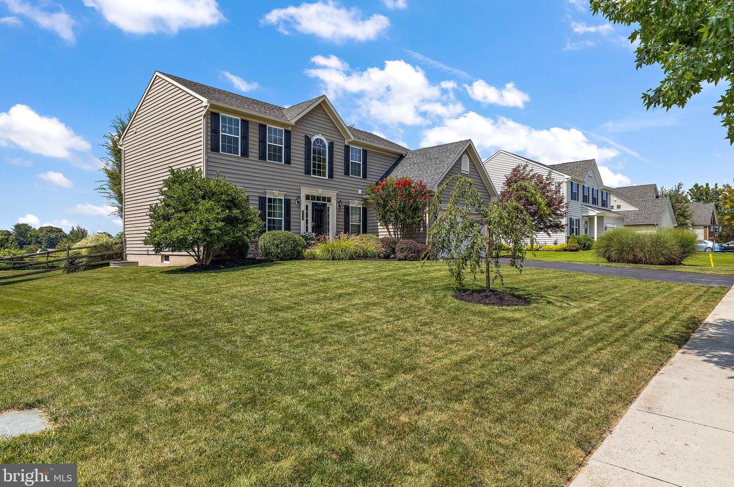 719 Elphin Rd, Avondale, PA 19311-9320