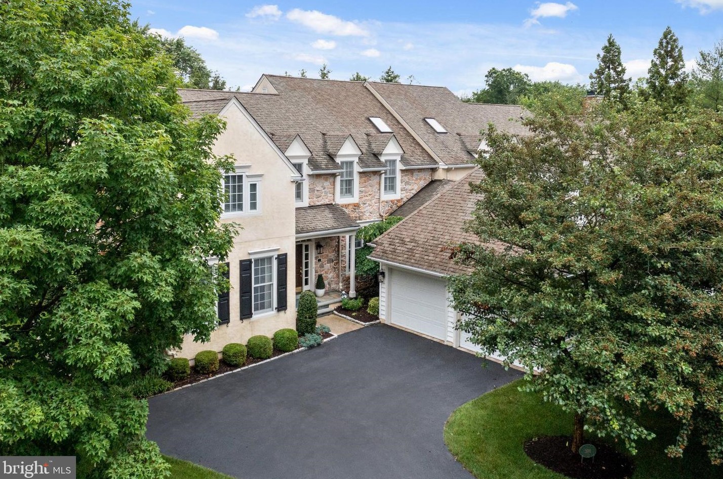 309 Applebrook Dr, Frazer, PA 19355