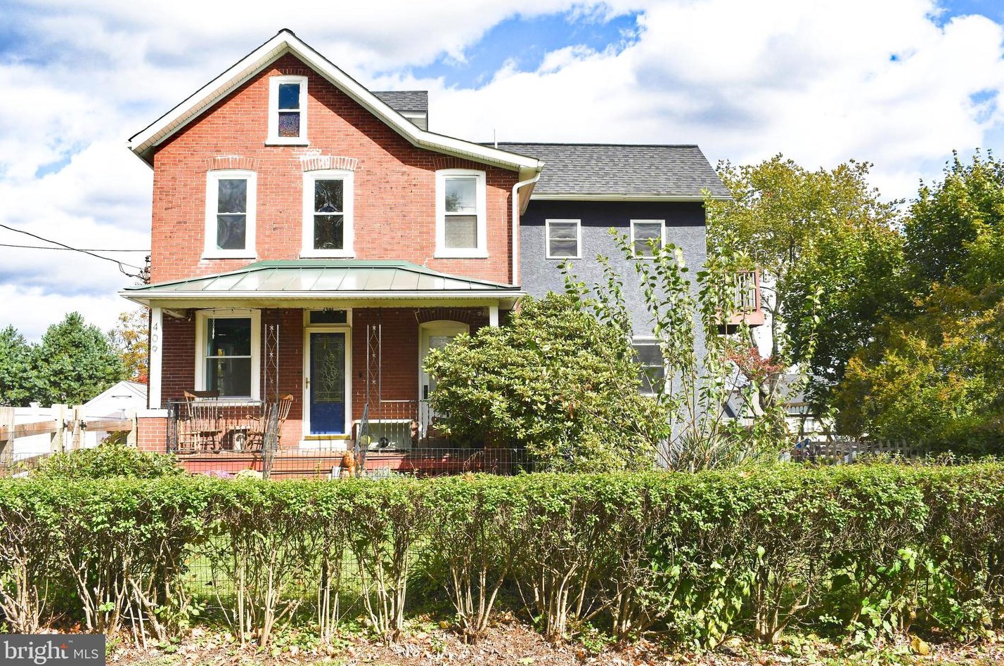409 Wall St, Spring City, PA 19475-2118