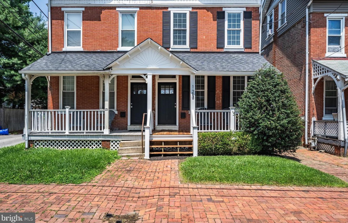 123 Lacey St, West Chester, PA 19382-3731