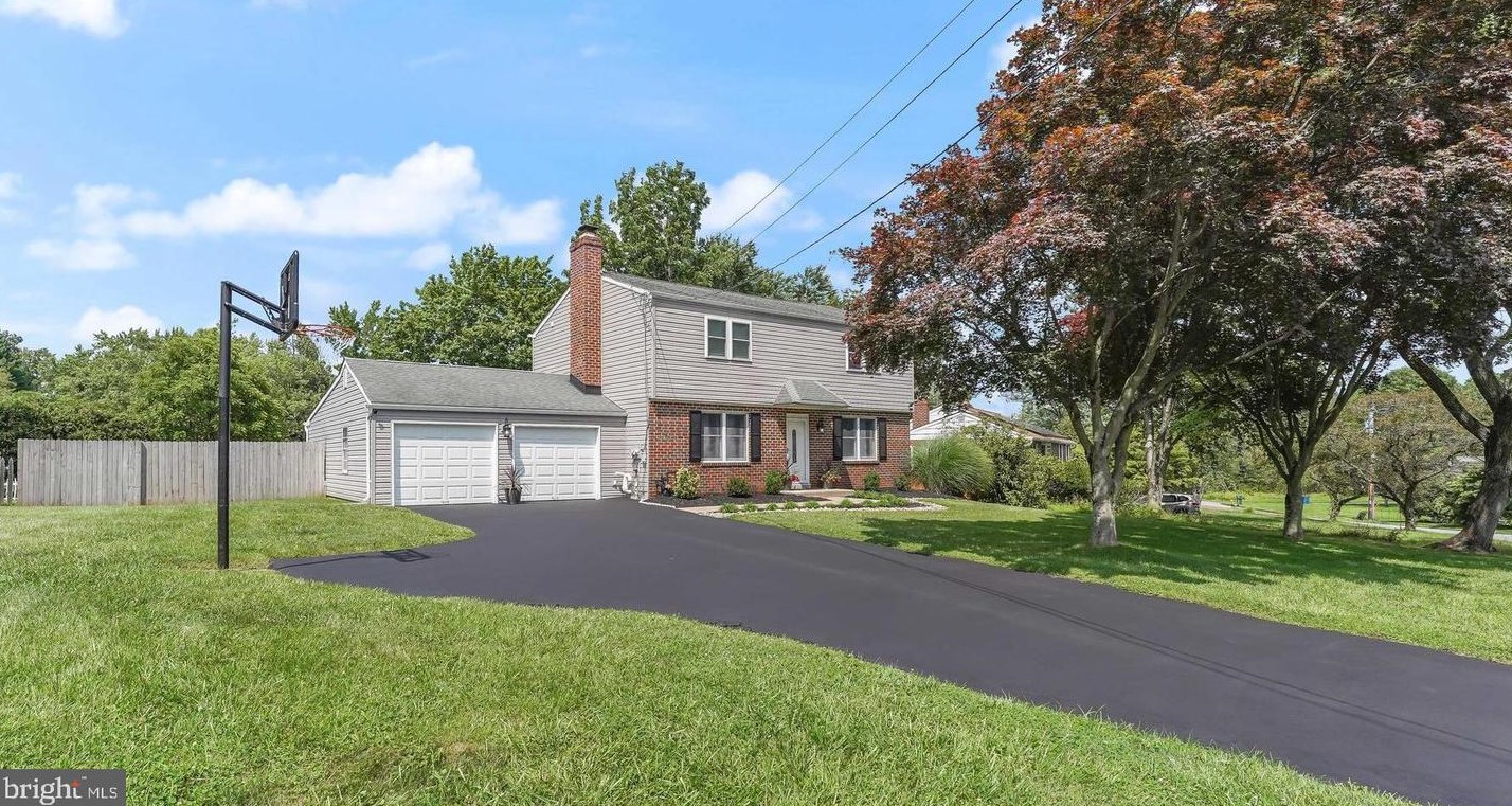 821 Old Westtown Rd, West Chester, PA 19382-5276