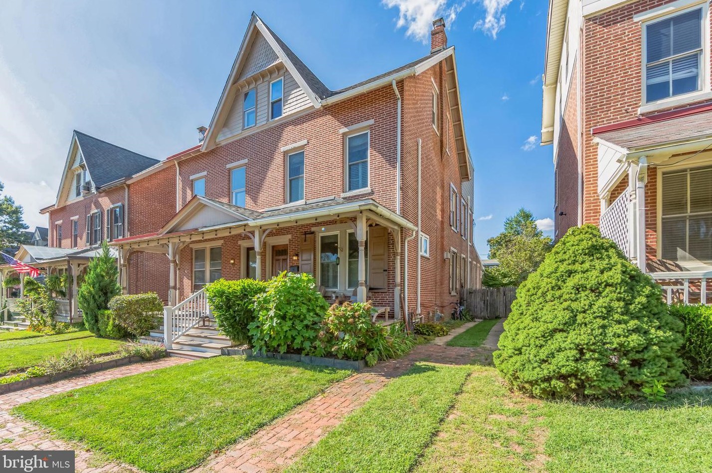 249 Dean St, West Chester, PA 19382-3318
