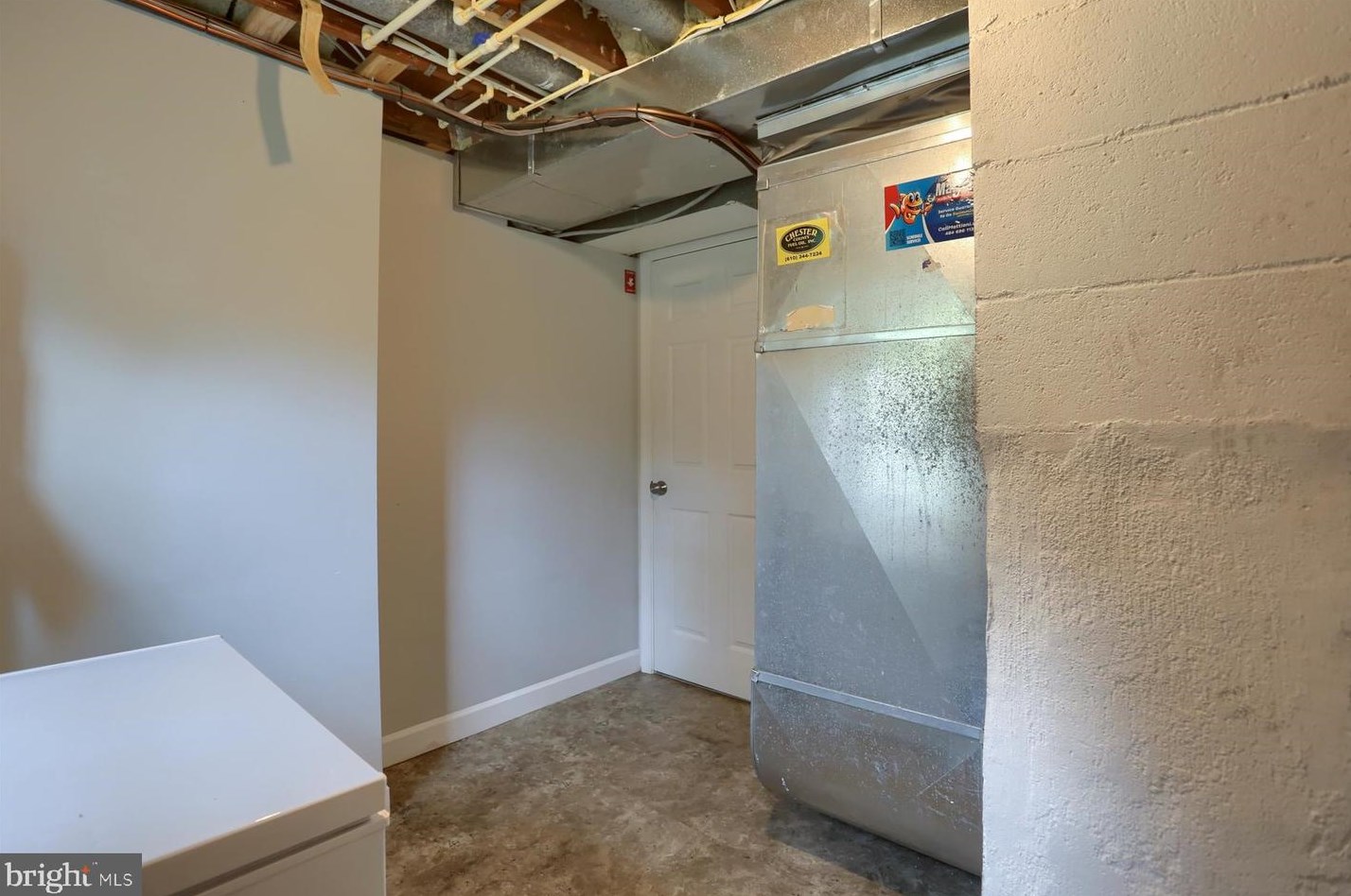 892 Chestnut St, Coatesville PA  19320-3317 exterior