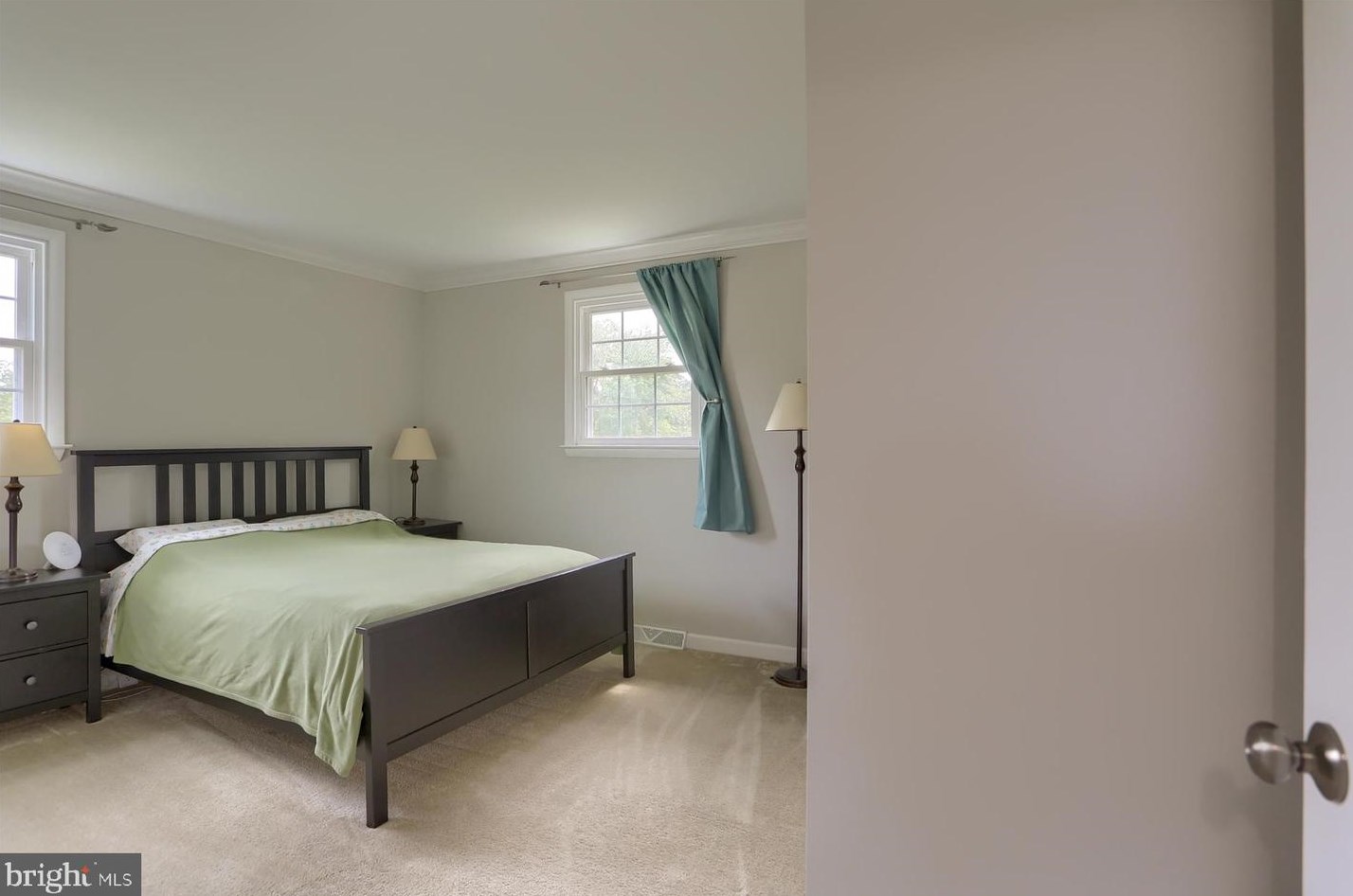 892 Chestnut St, Coatesville PA  19320-3317 exterior