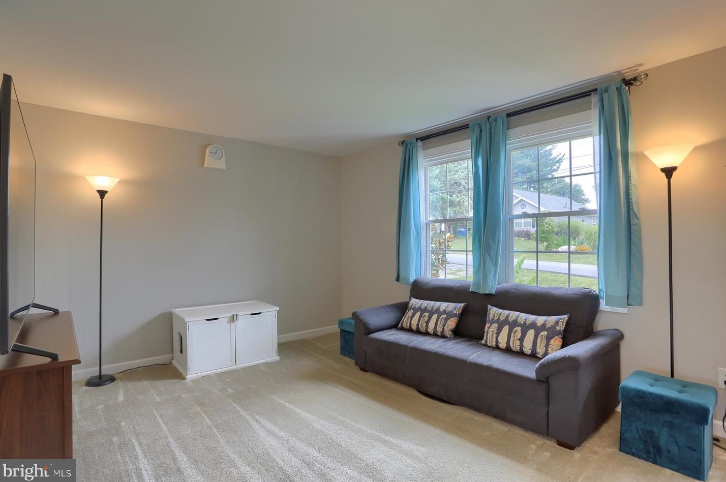 892 Chestnut St, Coatesville PA  19320-3317 exterior