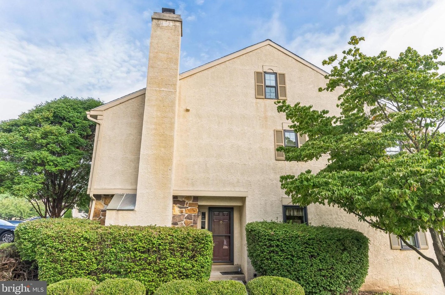 1206 Stoneham Dr, West Chester, PA 19382-6673