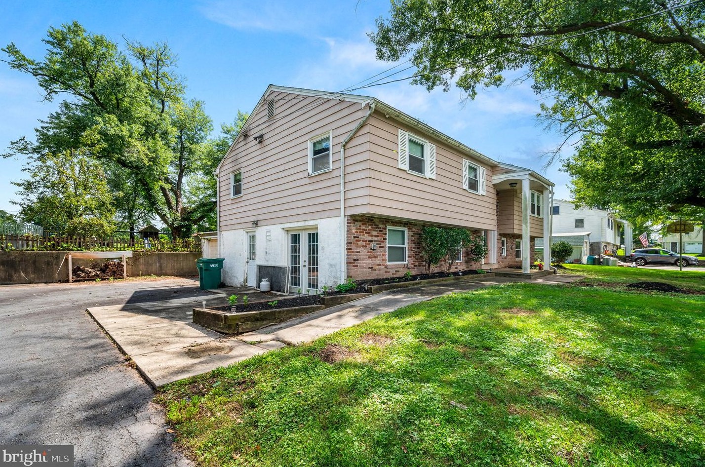 417 Spiece Rd, Pottstown, PA 19465