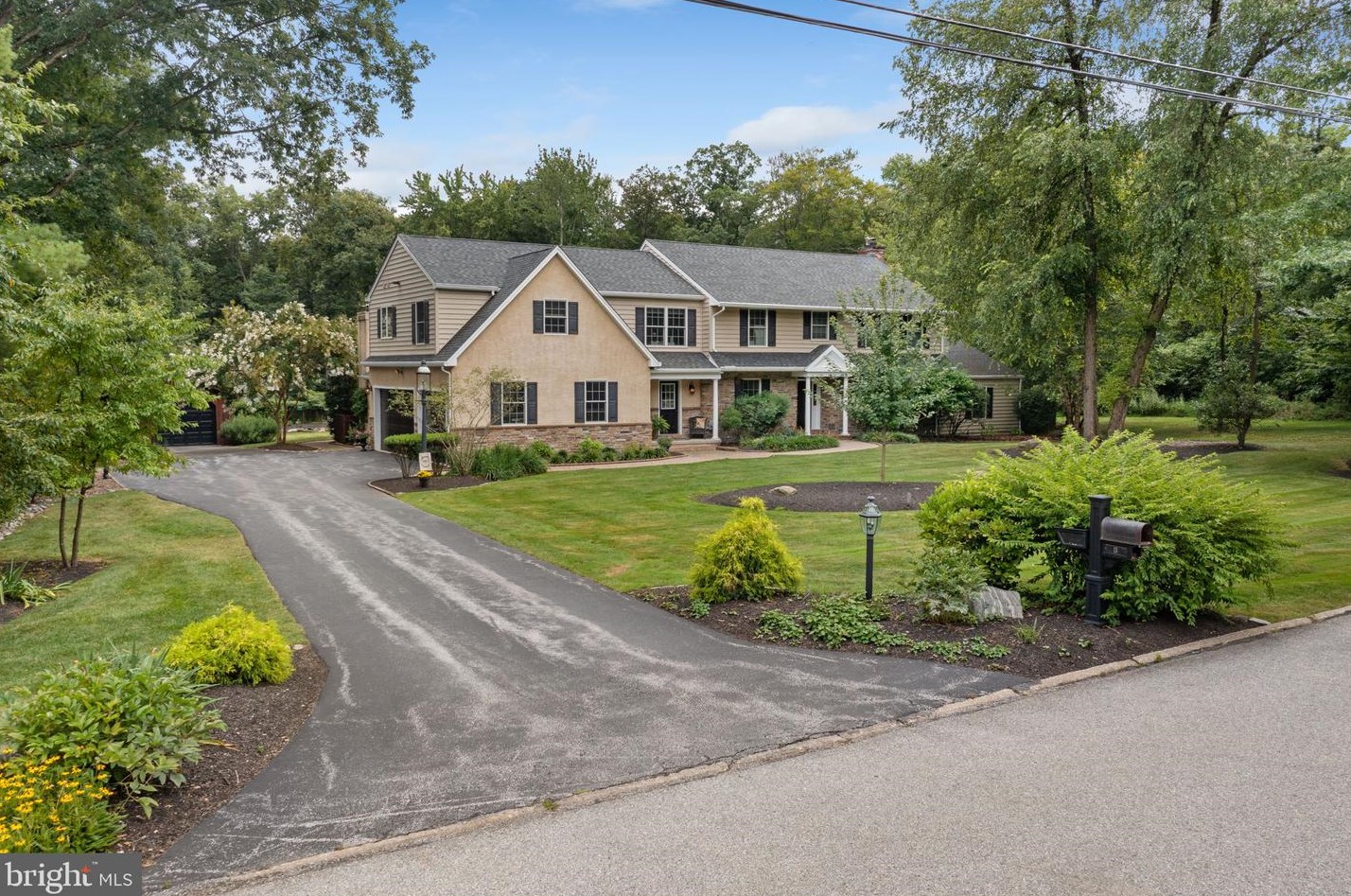 13 Andrews Rd, Frazer, PA 19355-2901