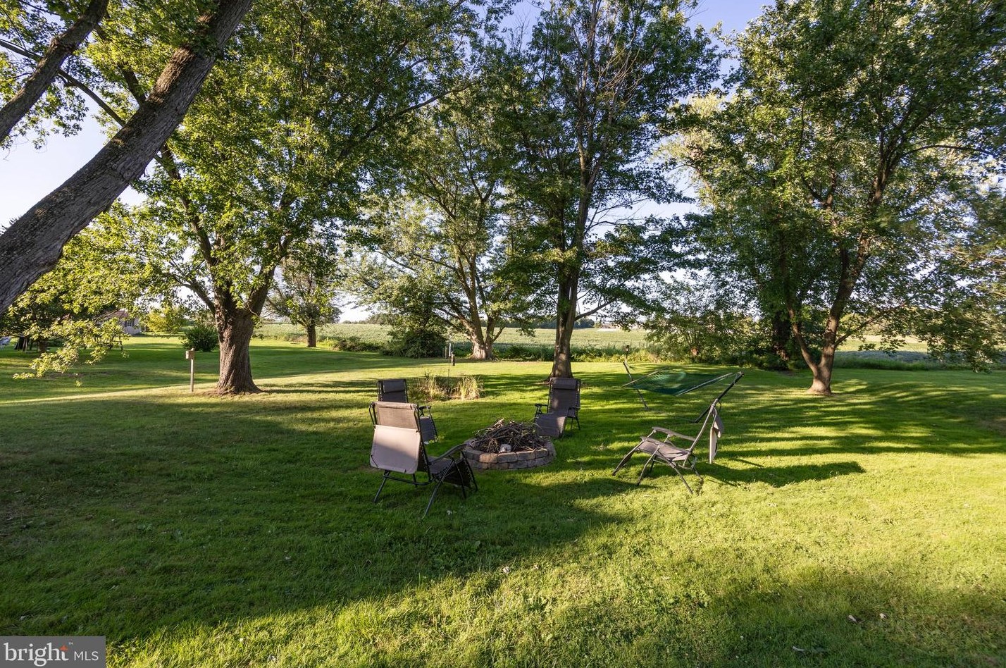 871 Chester Dr, Pottstown PA 19465-7518 exterior