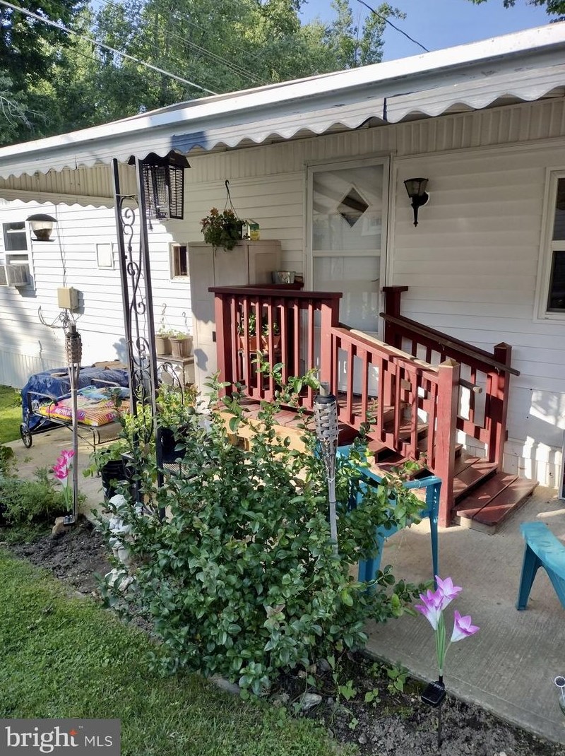 16 Dillan Dr, Frazer, PA 19355