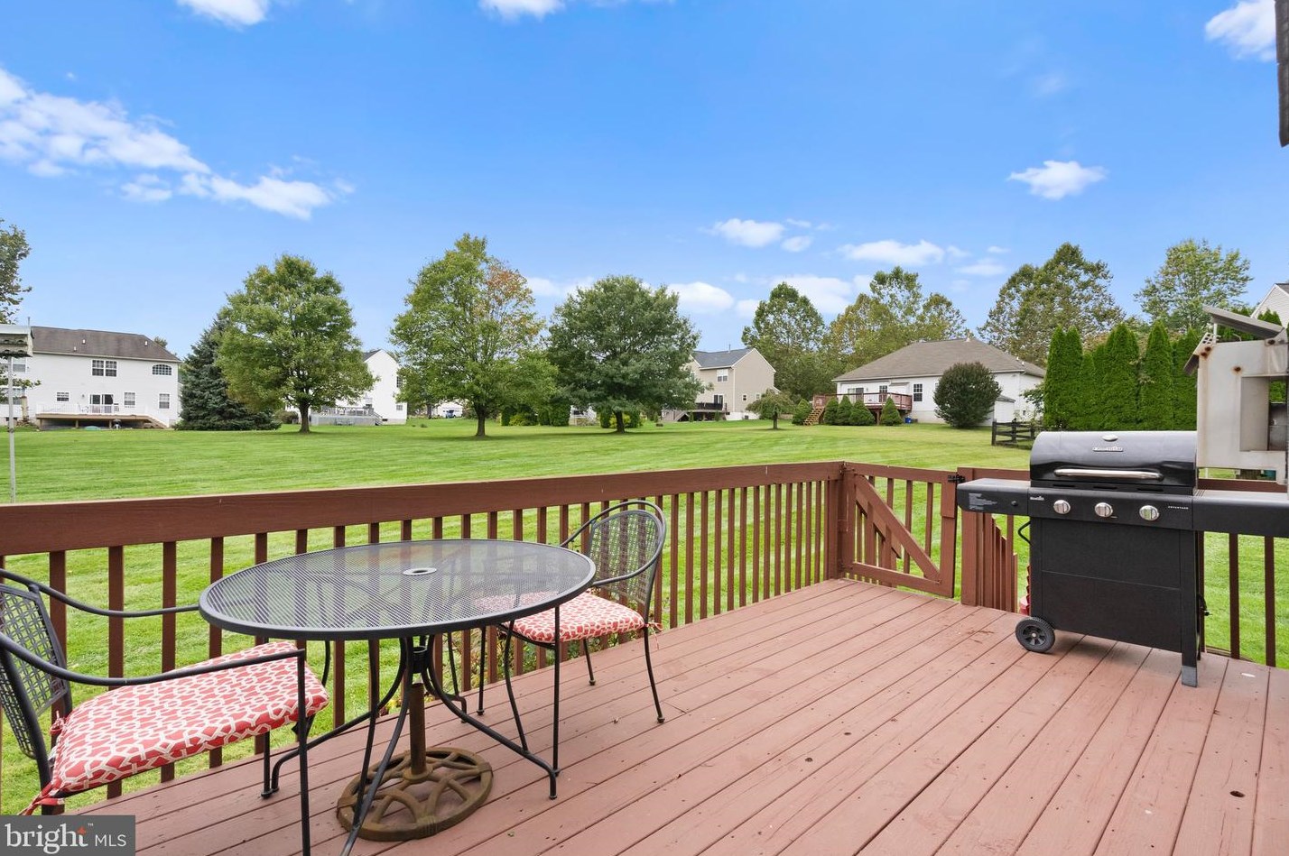 31 Danbury Cir, Coatesville PA  19320-5612 exterior