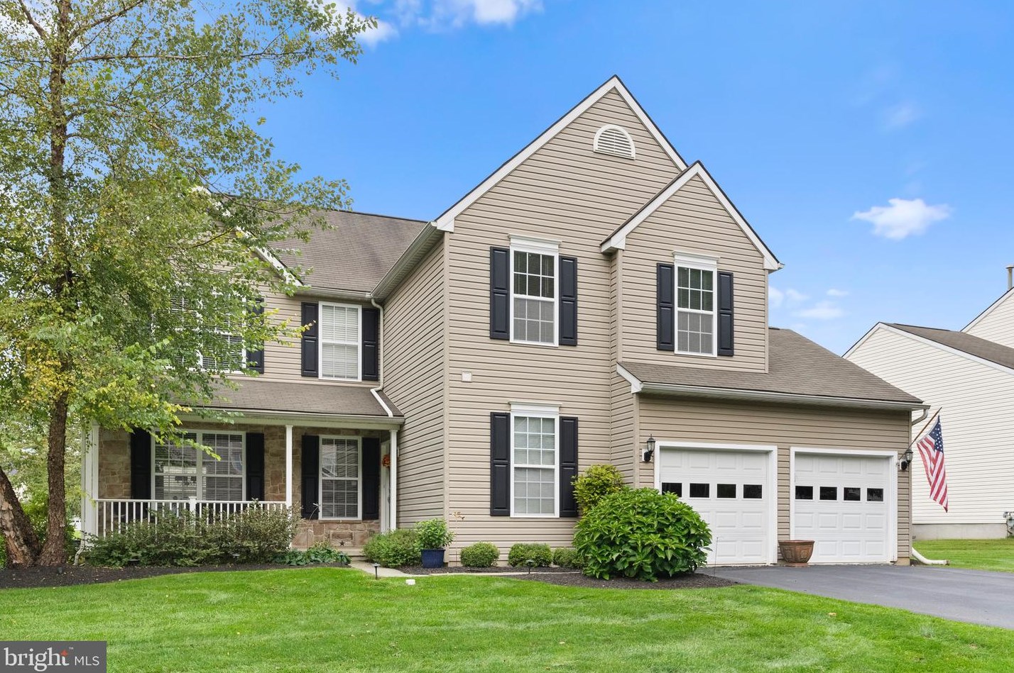 31 Danbury Cir, Coatesville PA  19320-5612 exterior