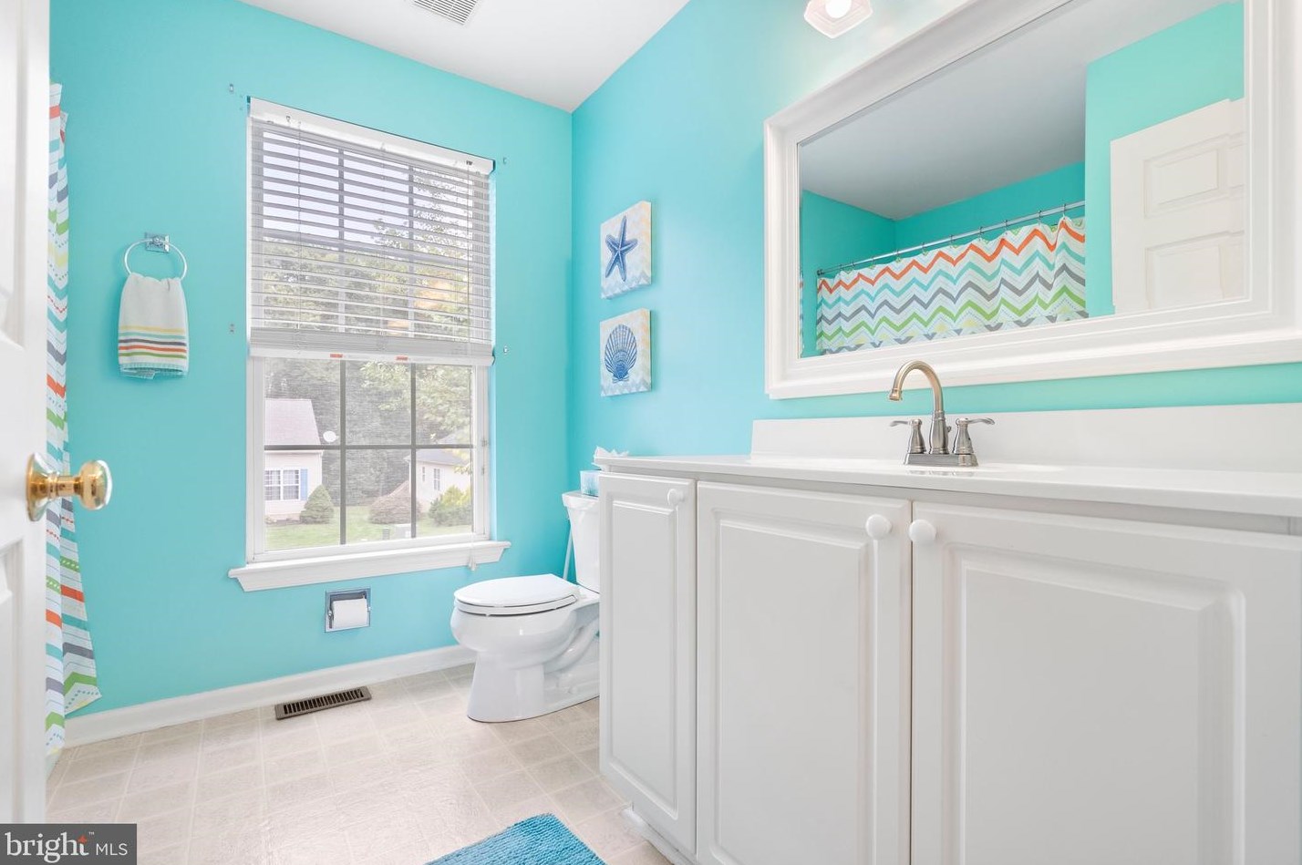 31 Danbury Cir, Coatesville PA  19320-5612 exterior