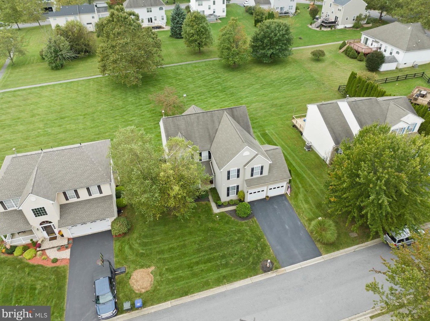 31 Danbury Cir, Coatesville PA  19320-5612 exterior