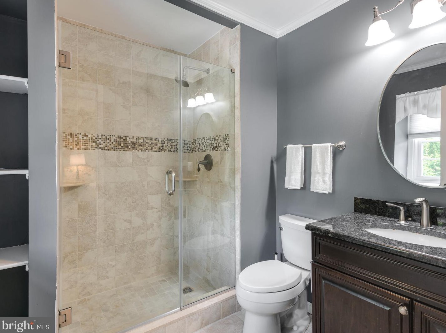 406 Pne Crk Rd, Exton PA 19341-1433 exterior