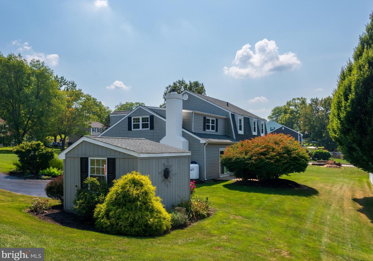 406 Pne Crk Rd, Exton PA 19341-1433 exterior