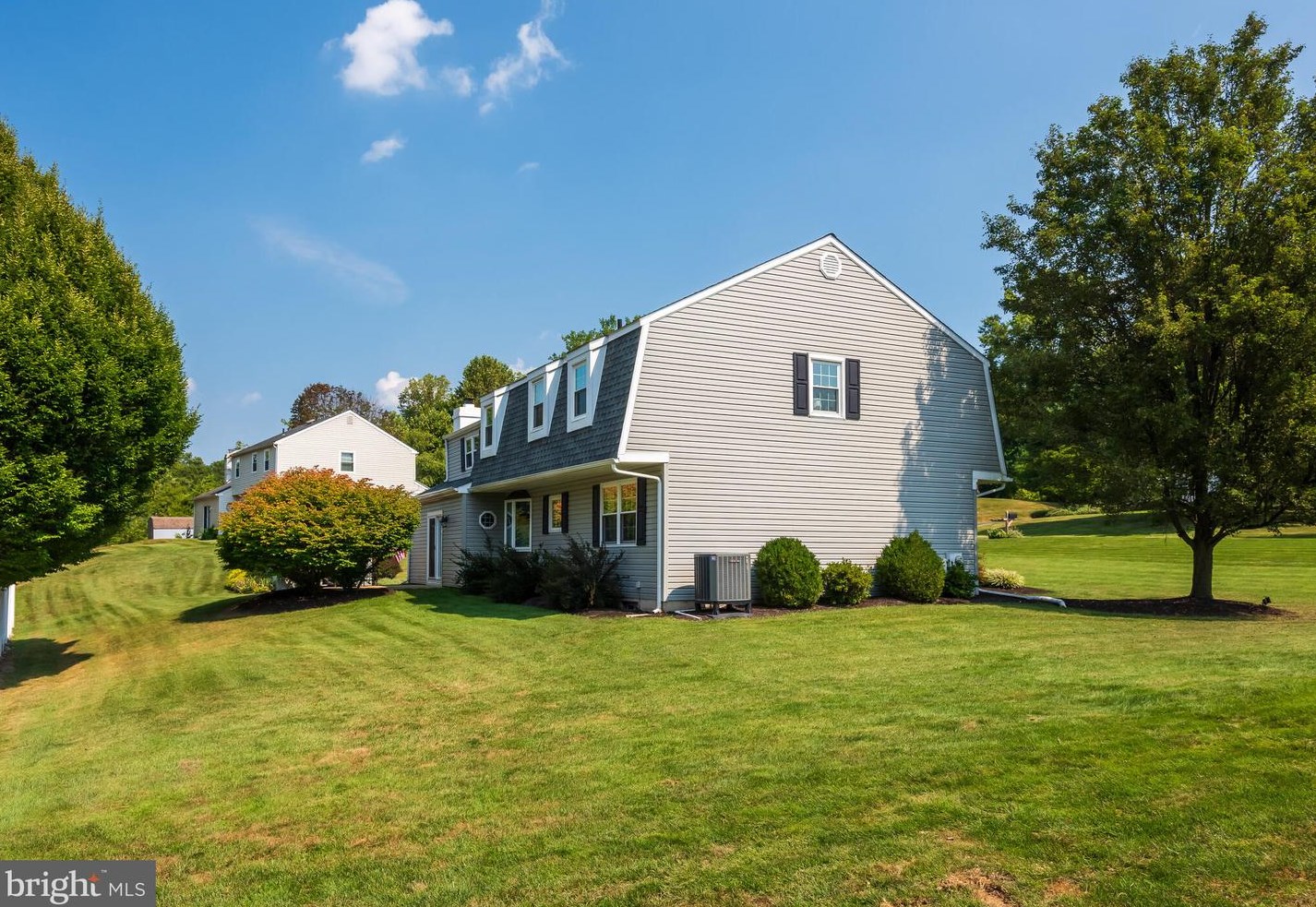 406 Pne Crk Rd, Exton PA 19341-1433 exterior