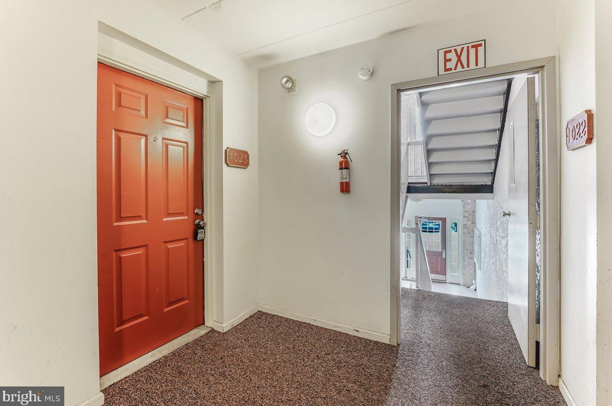 1023 Washington Pl #23, Wayne, PA 19087