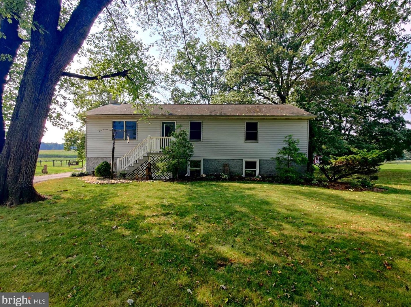181 White School Rd, Honey Brook PA  19344-9793 exterior