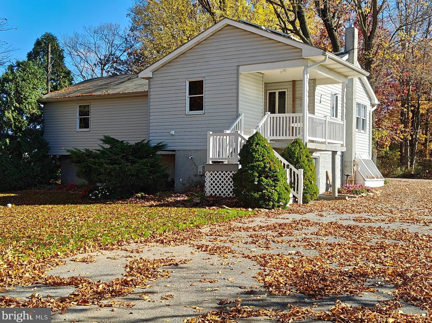 181 White School Rd, Honey Brook PA  19344-9793 exterior