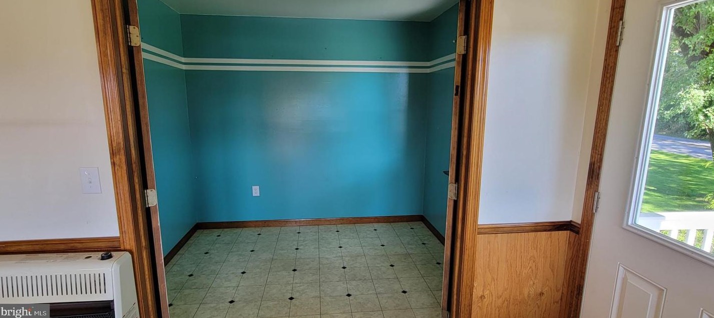 181 White School Rd, Honey Brook PA  19344-9793 exterior
