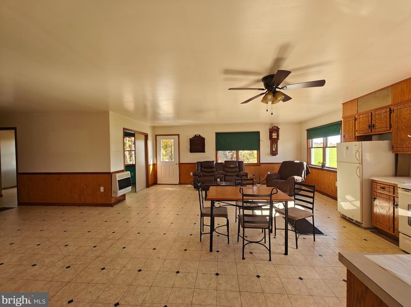 181 White School Rd, Honey Brook PA  19344-9793 exterior
