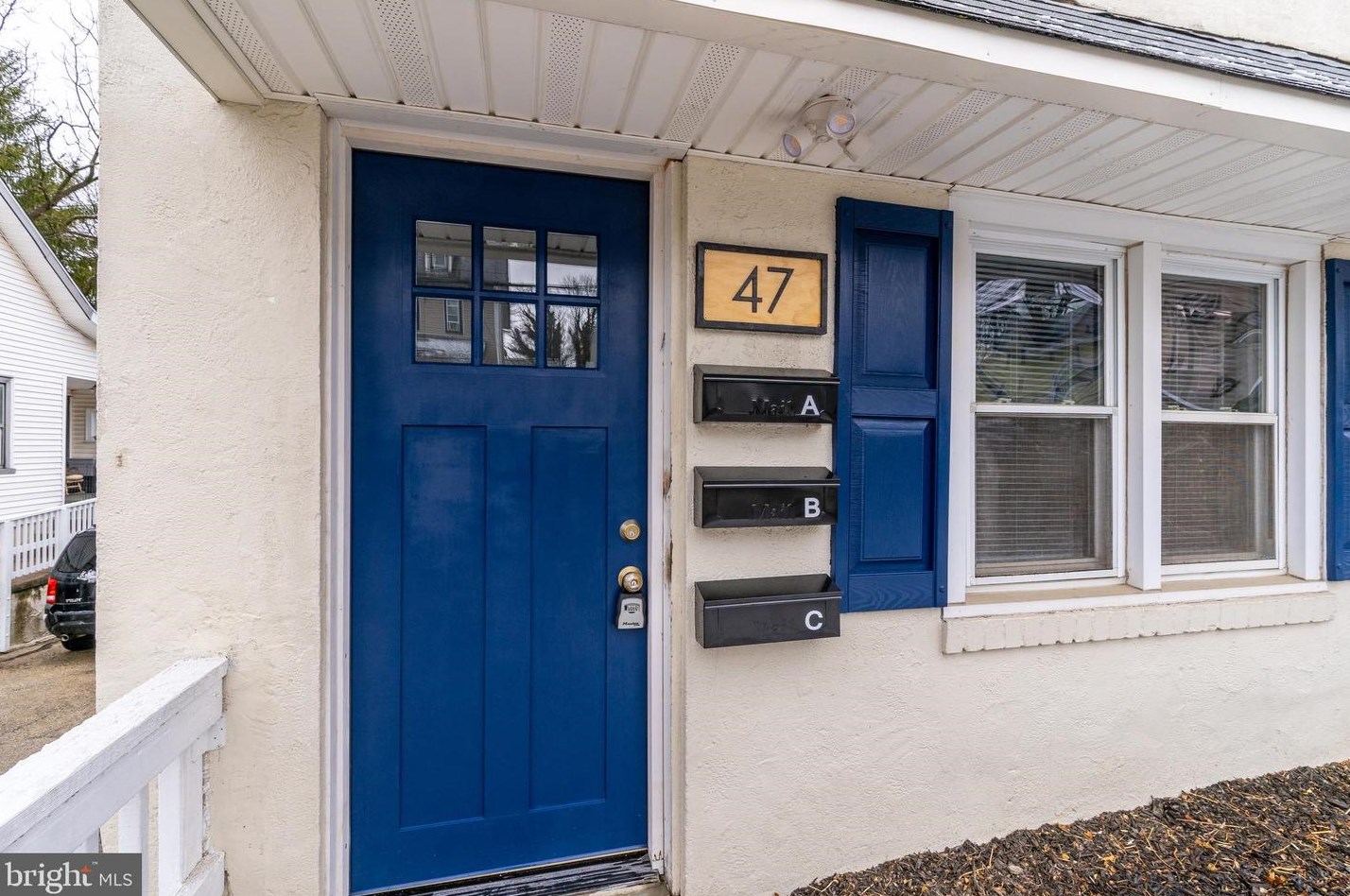 47 W Central Ave #b, Paoli, PA 19301