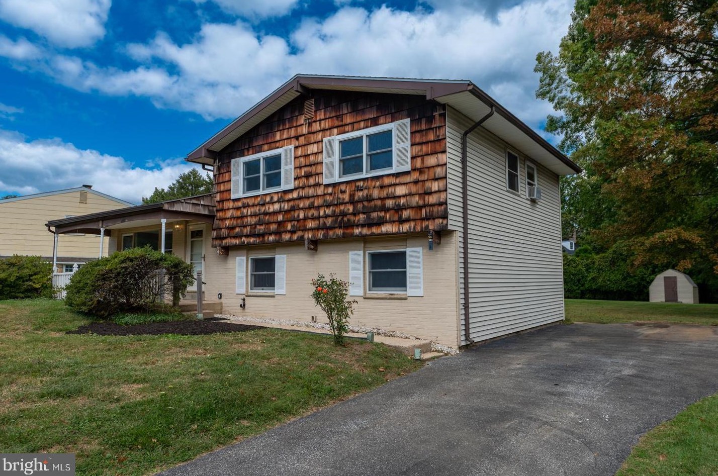 5 Roberts Rd, Frazer, PA 19355-1714