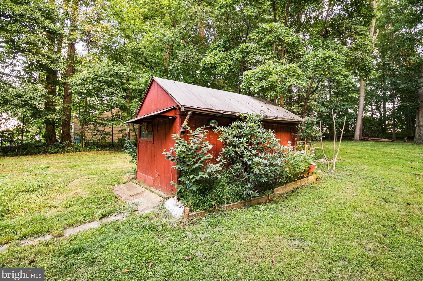 219 Elk Creek Rd, Oxford PA 19363-4221 exterior