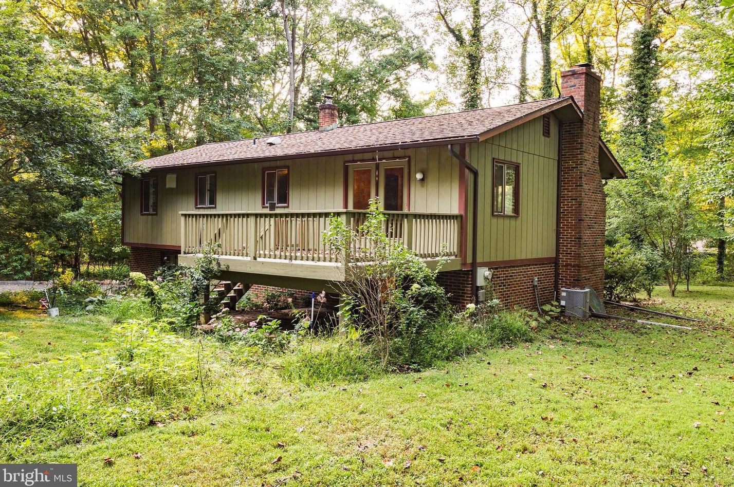 219 Elk Creek Rd, Oxford PA 19363-4221 exterior