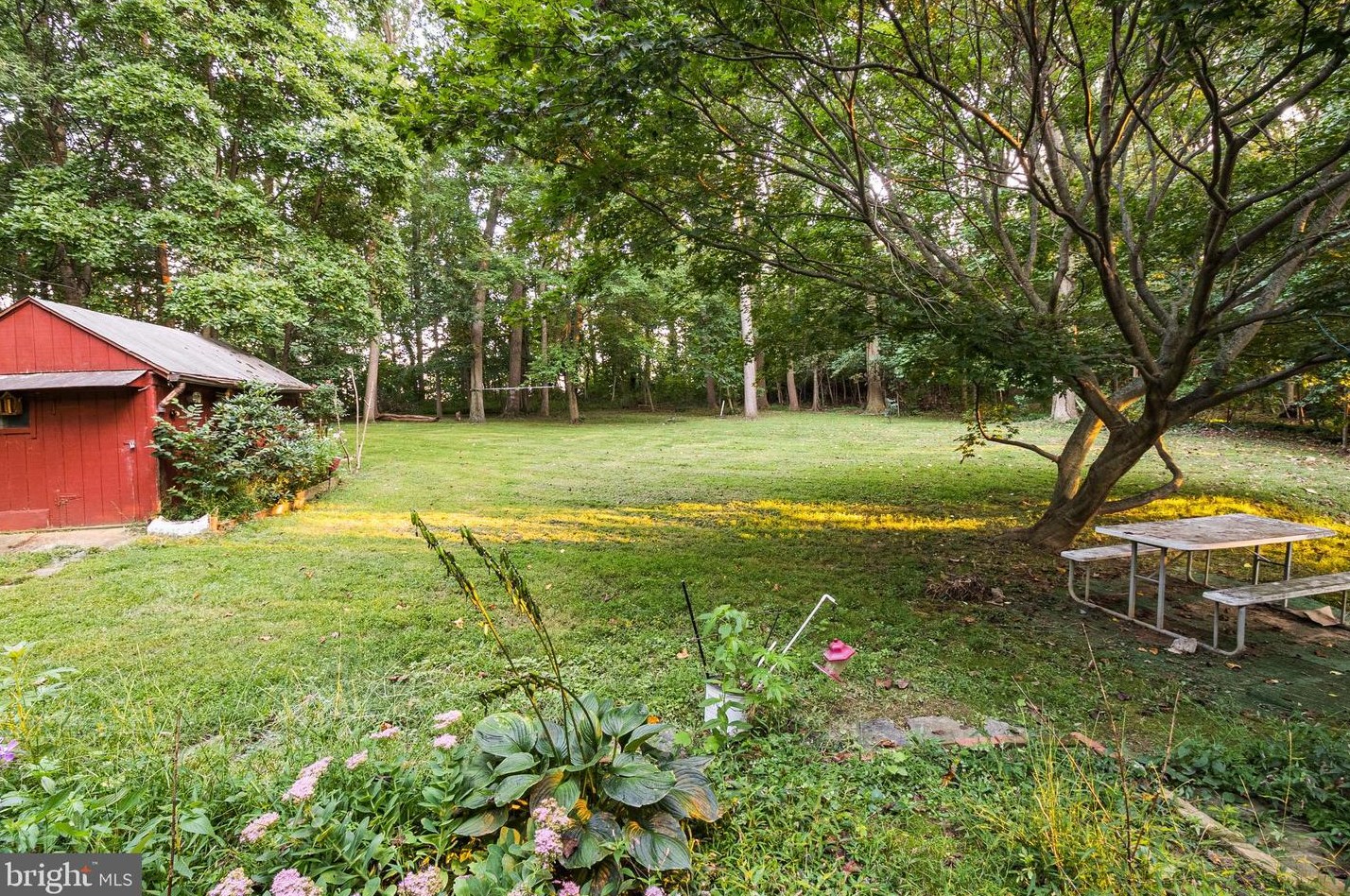 219 Elk Creek Rd, Oxford PA 19363-4221 exterior