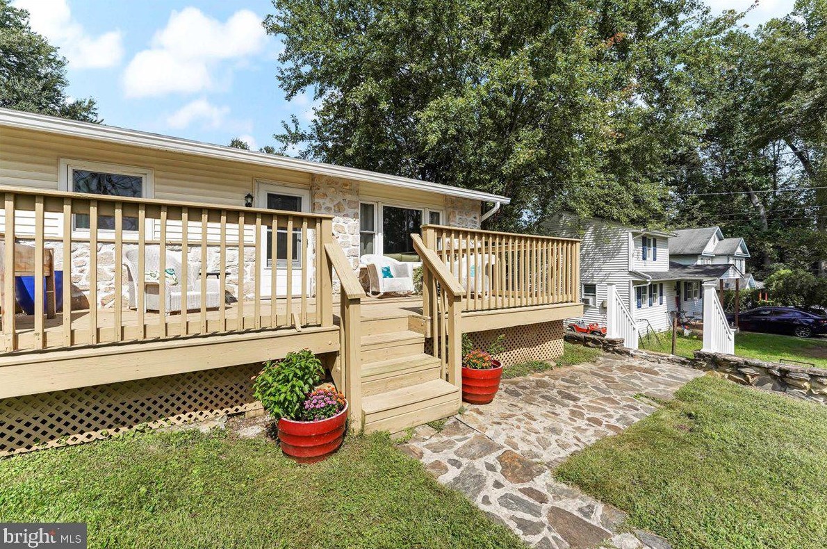 79 Mary St, Romansville, PA 19320-1932