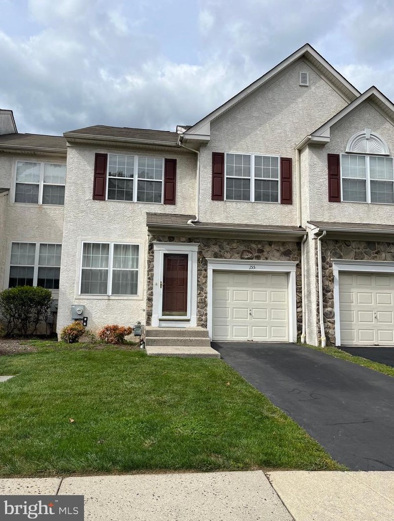 155 Mountain View Dr, West Chester, PA 19380